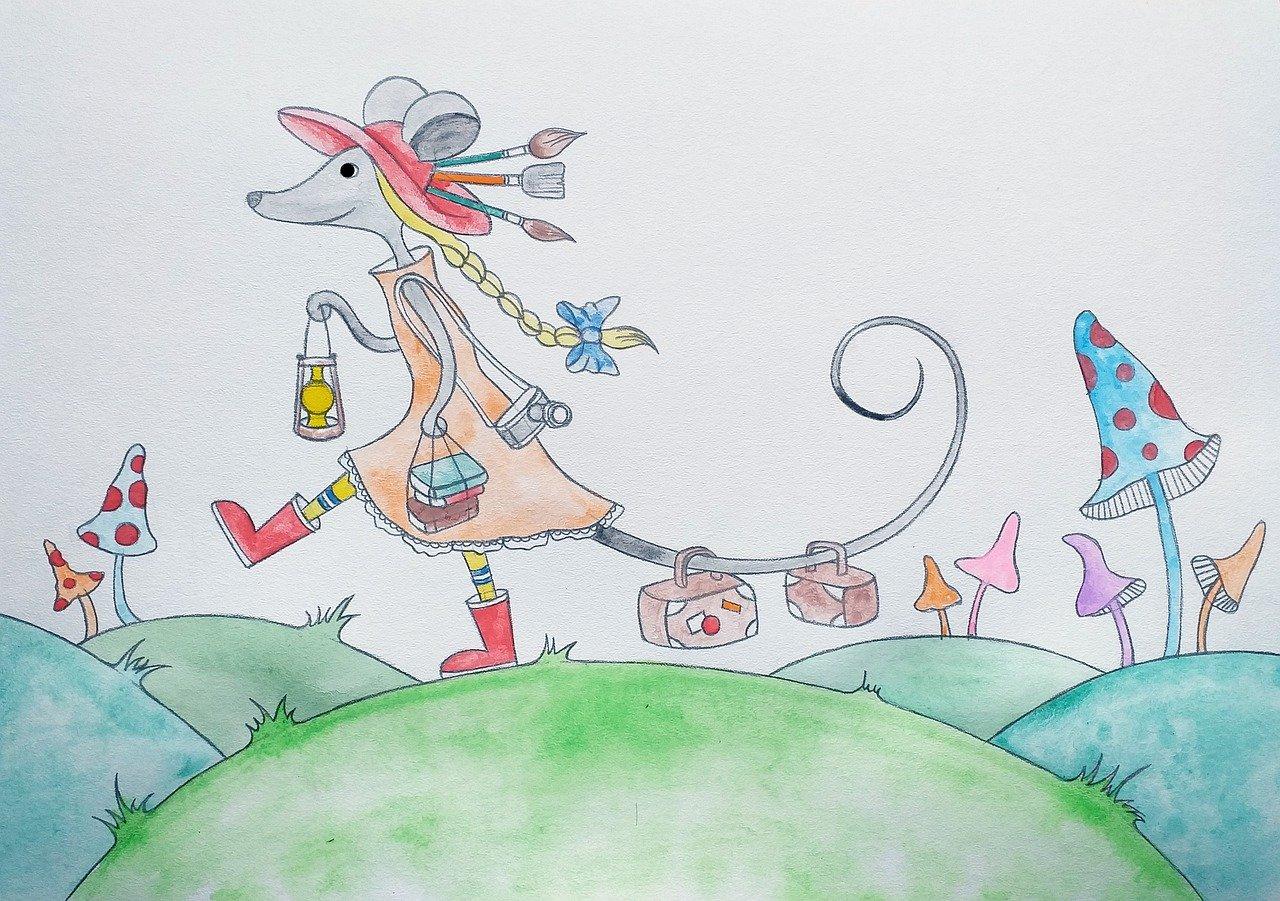 Comik-Maus spaziert über einen Hügel